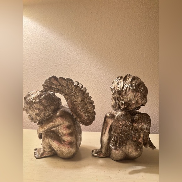 Metallic angel figurines Cute for Valentines Day ❤️ - Picture 2 of 6